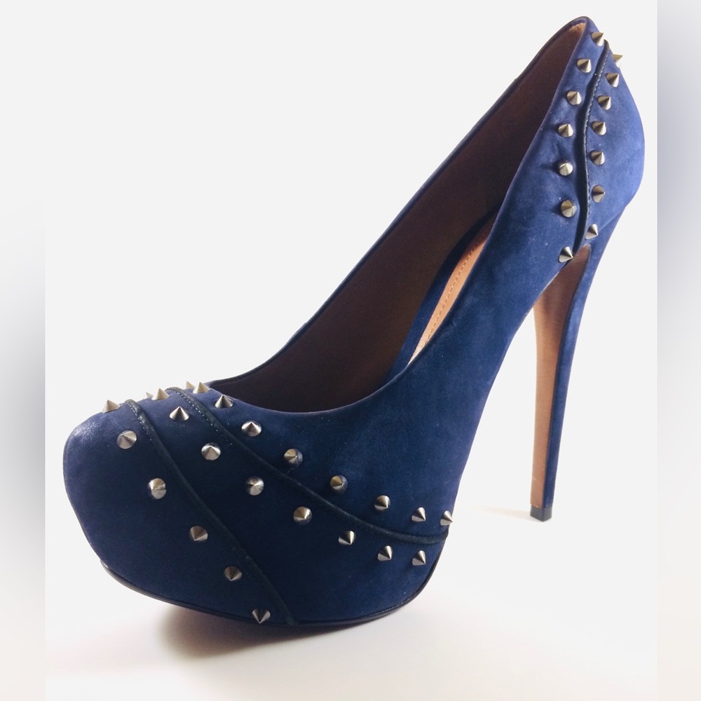 Schutz Spiked Pump